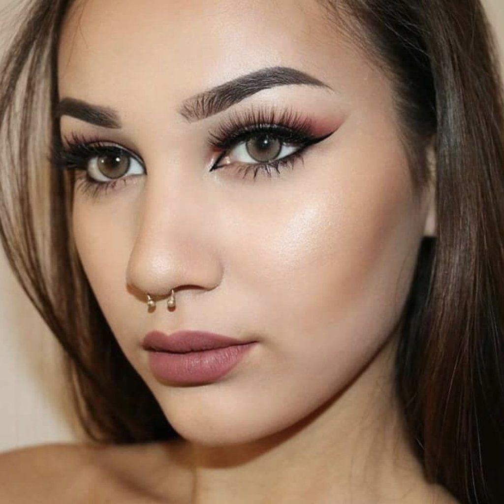 Natural Colors Ocre colored contacts by Solotica