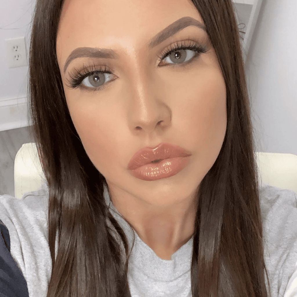 Hidrocor Jade colored contacts by Solotica