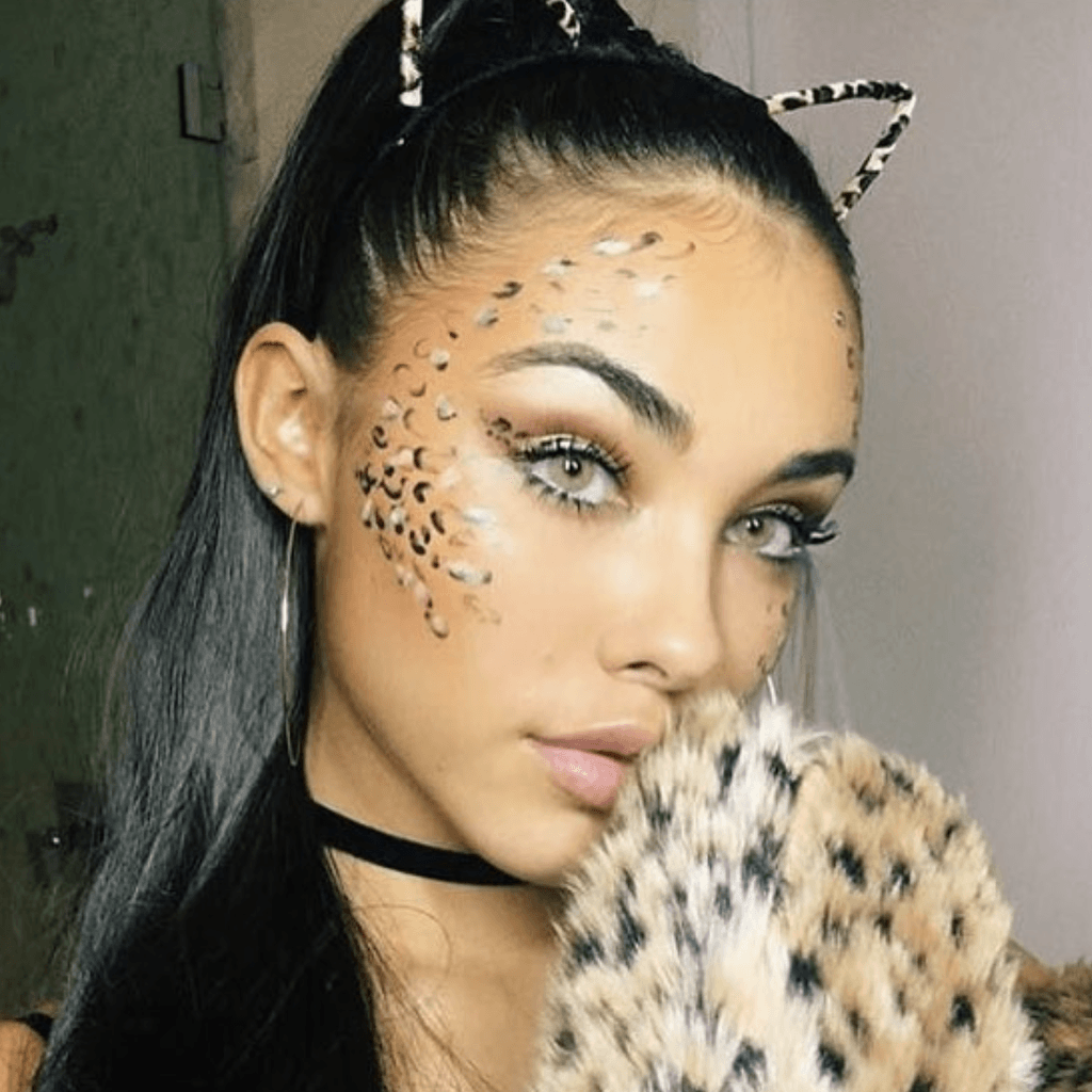 Hidrocor Ambar colored contacts by Solotica