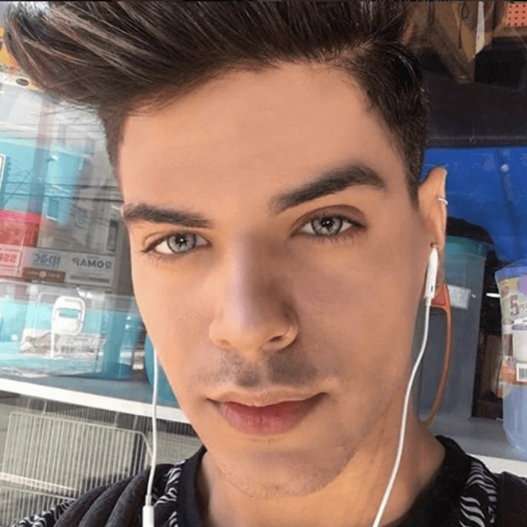 Natural Colors Quartzo colored contacts by Solotica