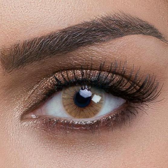 Hidrocor Avela with power colored contacts by Solotica