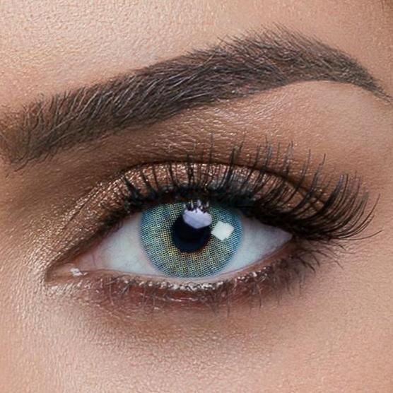 HidrocorTopazio with power colored contacts by Solotica